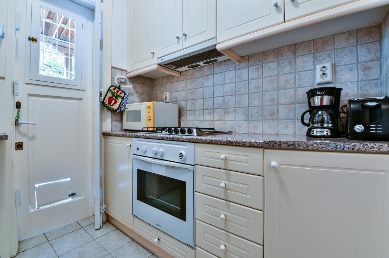 Groovy Apartment By The Sea With Garden Palaio Faliro Bagian luar foto