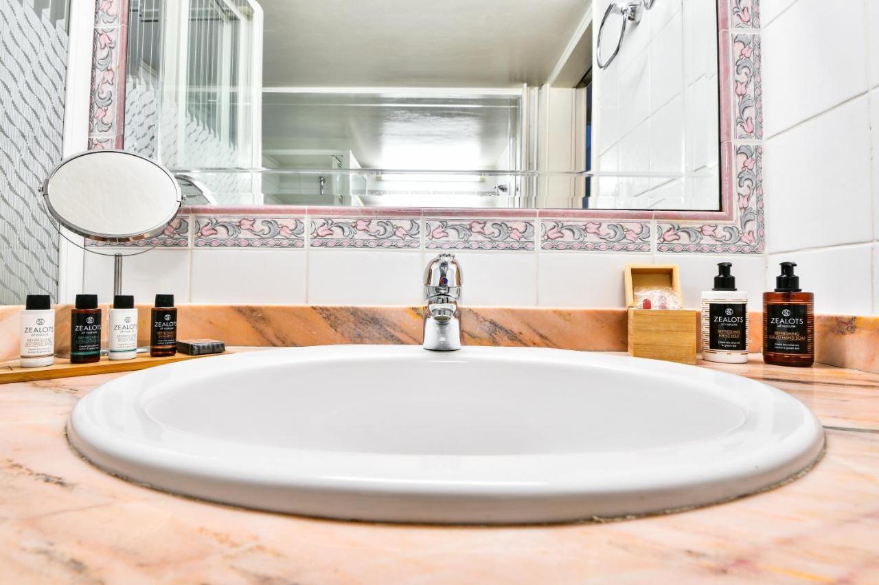 Groovy Apartment By The Sea With Garden Palaio Faliro Bagian luar foto